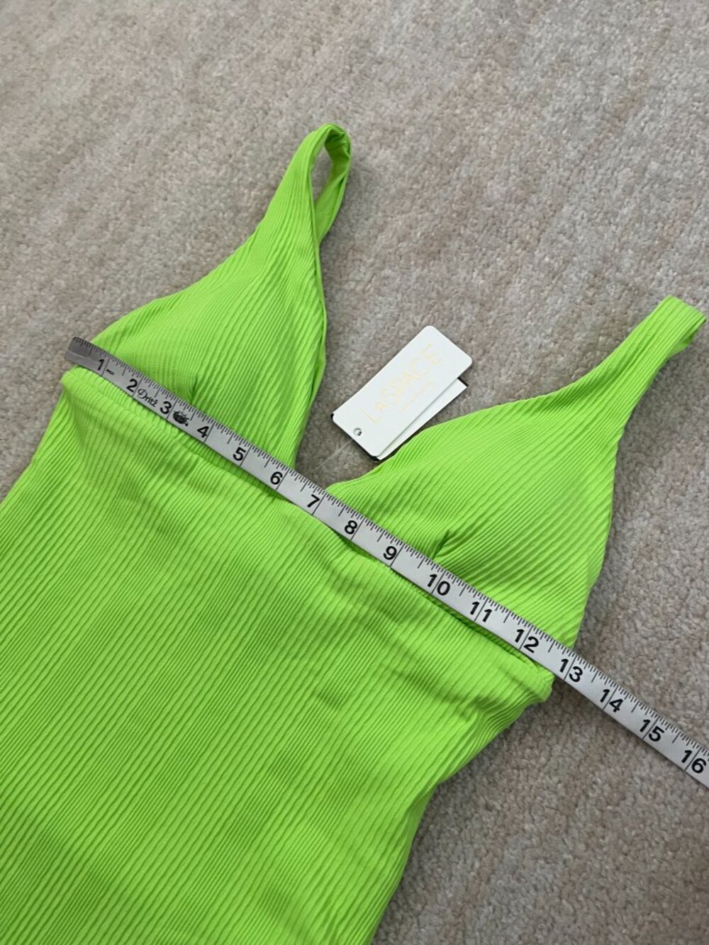 NWT L*Space Katniss Green Ribbed One Piece Swimsuit M - Picture 6 of 10